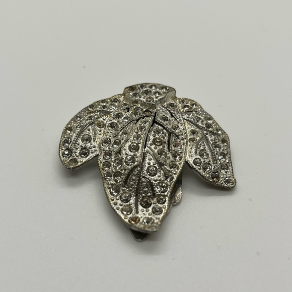 Vintage 20s/30s Art Deco Rhinestone Dress, Scarf Clip Trefoil Ivy Design - Picture 2 of 7